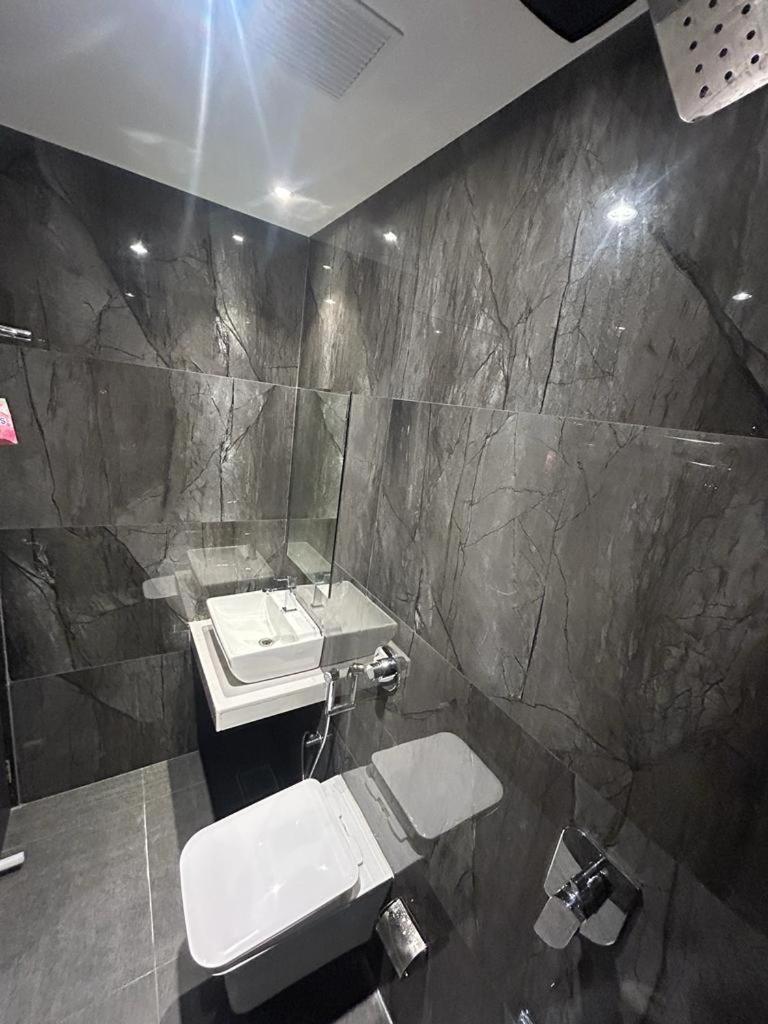 Mig Suites มุมไบ ภายนอก รูปภาพ